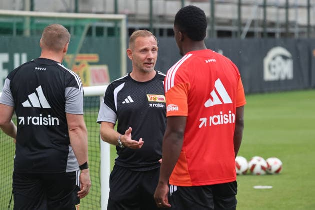 BERLIN, DEUTSCHLAND - JULY 1: Trainer Coach Mauro Lustrinelli (Union Berlin), during the Training kick-off 1. FC Union Berlin at Training ground at Stadion an der Alten Foersterei on matchday 32 on July 1, 2026 in Berlin, Deutschland. DFB regulations prohibit any use of photographs as image sequences and or quasi video. Berlin Deutschland Copyright: xO.Frankex