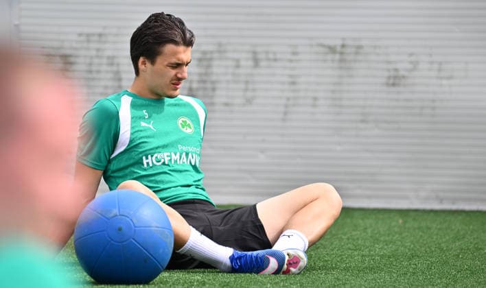 01.07.2026 - Fussball - 2. Bundesliga - Saison 2026 2027 - SpVgg Greuther Fürth Fuerth ( Kleeblatt ) - Training Trainingsauftakt - - xwoxzix - Leander Popp (20, SpVgg Greuther Fürth ) *** July 1, 2026 Soccer 2. Bundesliga 2026–2027 Season SpVgg Greuther Fürth Fürth Kleeblatt Training First Day of Training xwoxzix Leander Popp, 20, SpVgg Greuther Fürth