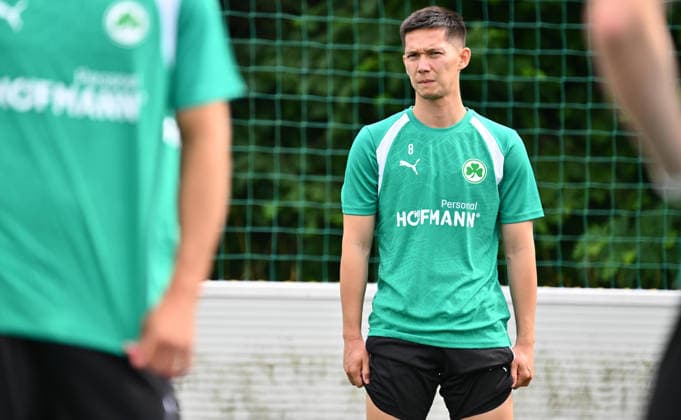 01.07.2026 - Fussball - 2. Bundesliga - Saison 2026 2027 - SpVgg Greuther Fürth Fuerth ( Kleeblatt ) - Training Trainingsauftakt - - xwoxzix - Shinta Appelkamp (8, SpVgg Greuther Fürth ) *** July 1, 2026 Soccer 2. Bundesliga 2026–2027 Season SpVgg Greuther Fürth Fürth Kleeblatt Training First Day of Training xwoxzix Shinta Appelkamp 8, SpVgg Greuther Fürth