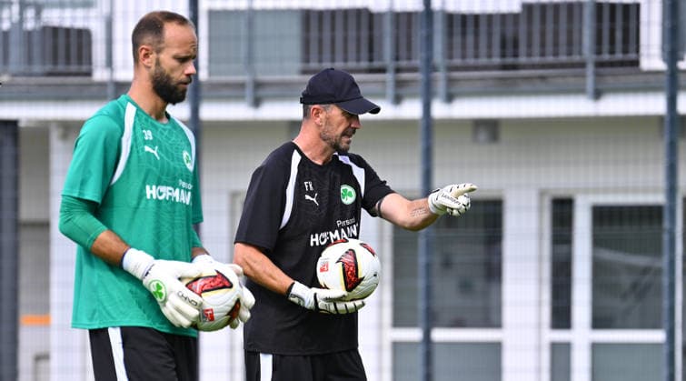 01.07.2026 - Fussball - 2. Bundesliga - Saison 2026 2027 - SpVgg Greuther Fürth Fuerth ( Kleeblatt ) - Training Trainingsauftakt - - xwoxzix - Christian Ortag (39, SpVgg Greuther Fürth ) Frank Kackert (Torwarttrainer SpVgg Greuther Fürth ) *** July 1, 2026 Soccer 2. Bundesliga 2026–2027 Season SpVgg Greuther Fürth (Füroth Kleeblatt) Training First Day of Training xwoxzix Christian Ortag 39, SpVgg Greuther Fürth Frank Kackert Goalkeeper Coach SpVgg Greuther Fürth