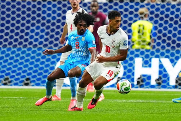 England v DR Congo - FIFA World Cup, WM, Weltmeisterschaft, Fussball 2026 - Round of 32 ATLANTA, USA - JULY 1: Jude Bellingham of England in action against Samuel Moutoussamy of DR Congo during 2026 FIFA World Cup Round of 32 match between England and DR Congo at Mercedes-Benz Stadium (Atlanta Stadium) in Atlanta, Georgia, United States on July 1, 2026. Evrim Aydin Anadolu Georgia United States. Editorial use only. Please get in touch for any other usage.  Copyright: x2026xAnadoluxEvrimxAydinx