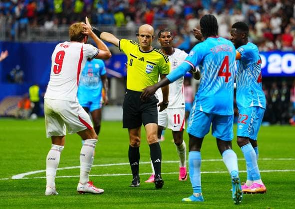 Harry Kane of England reacts after a penalty appeal is denied by the referee England v DR Congo, 2026 FIFA World Cup, WM, Weltmeisterschaft, Fussball Group of 32, Football, Atlanta Stadium, Atlanta, Georgia, USA - 01 Jul 2026Atlanta Mercedes-Benz Stadium Georgia (GA) United States of America  Copyright: xJavierxGarcia Shutterstockx 16970375ce