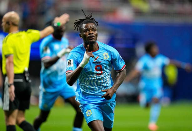 Brian Cipenga (DR Kongo, 9) jubelt nach seinem Tor. USA, FIFA Weltmeisterschaft, Sechzehntelfinale, England vs DR-Kongo, Atlanta, 01.07.2026 FIFA Weltmeisterschaft, Sechzehntelfinale, England vs DR-Kongo, Atlanta, 01.07.2026 Atlanta *** Brian Cipenga of the DR Congo, 9, celebrates after scoring a goal against the U.S., FIFA World Cup, Round of 16, England vs. DR Congo, Atlanta, July 1, 2026 FIFA World Cup, Round of 16, England vs. DR Congo, Atlanta, July 1, 2026, Atlanta Copyright: xEibner-Pressefoto ScottxColemanx EP_SCN
