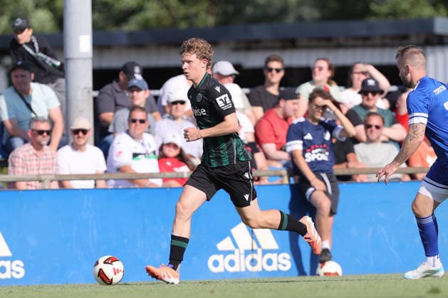 01.07.2026, xtgx, Fussball Testspiel, TSV Pattensen - Hannover 96 emspor, v.l. Joschua Siewert (Hannover) (DFL DFB REGULATIONS PROHIBIT ANY USE OF PHOTOGRAPHS as IMAGE SEQUENCES and or QUASI-VIDEO) Pattensen *** July 1, 2026, xtgx, soccer exhibition match, TSV Pattensen vs. Hannover 96, from left: Joschua Siewert, Hannover. DFL and DFB regulations prohibit any use of photographs as image sequences and or quasi-video. Pattensen