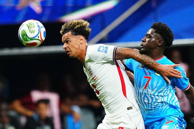 England v DR Congo - FIFA World Cup, WM, Weltmeisterschaft, Fussball 2026 - Round of 32 ATLANTA, USA - JULY 1: Nico O’Reilly (3) of England in action against Nathanael Mbuku (7) of DR Congo during 2026 FIFA World Cup Round of 32 match between England and DR Congo at Mercedes-Benz Stadium (Atlanta Stadium) in Atlanta, Georgia, United States on July 1, 2026. Evrim Aydin Anadolu Georgia United States. Editorial use only. Please get in touch for any other usage.  Copyright: x2026xAnadoluxEvrimxAydinx