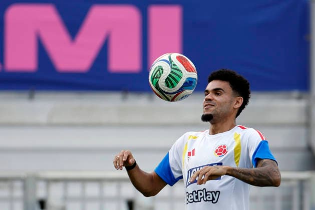 Colombian player Luis Diaz during a training session at Inter Miami CF Stadium in Fort Lauderdale, Florida, US, 1 July 2026. Colombia national team, Nationalteam training session !ACHTUNG: NUR REDAKTIONELLE NUTZUNG!  Copyright: xAlbertoxEstévezx GRAF9309 20260701-55020768310_1