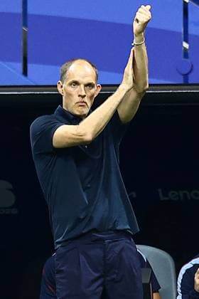 England manager Thomas Tuchel shows a look of frustration in the technical area England v DR Congo, 2026 FIFA World Cup, WM, Weltmeisterschaft, Fussball Group of 32, Football, Atlanta Stadium, Atlanta, Georgia, USA - 01 Jul 2026Atlanta Mercedes-Benz Stadium Georgia (GA) United States of America  Copyright: xMIchaelxZemanek Shutterstockx 16970378bb
