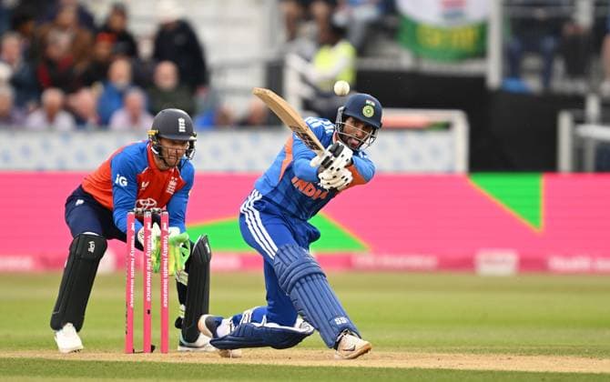 Tilak Varma of India and Jos Buttler of England England v India, Vitality IT20 Series, 1st T20, International Cricket, Banks Homes Riverside, Chester-le-Street, Durham, UK - 01 Jul 2026Chester-le-Street Banks Homes Riverside, Durham United Kingdom  Copyright: xGreigxCowie Shutterstockx 16971878ag