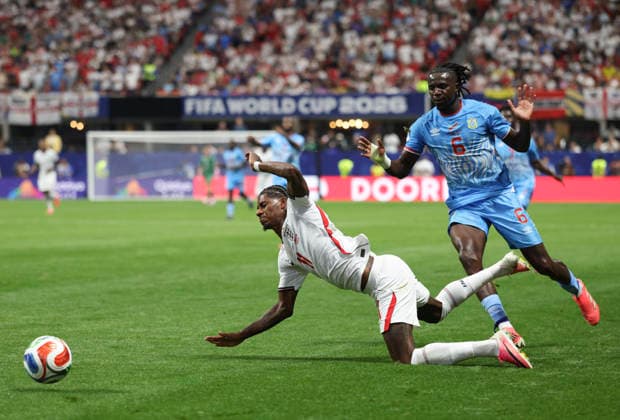 (260702) -- ATLANTA, July 2, 2026 -- Marcus Rashford (L) of England falls down during the round of 32 match between England and the Democratic Republic of the Congo (DRC) at the 2026 FIFA World Cup, WM, Weltmeisterschaft, Fussball at Atlanta Stadium in Atlanta, the United States, July 1, 2026. ) (SP)U.S.-ATLANTA-FOOTBALL-FIFA WORLD CUP-ROUND OF 32-ENG VS COD XuxZijian 