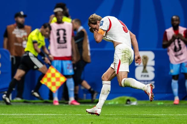 260701 Harry Kane of England celebrates after 2-1 during the FIFA World Cup, WM, Weltmeisterschaft, Fussball 2026 round of 32 football match between England and Congo DR on July 1, 2026 in Atlanta. Photo: Jon Olav Nesvold BILDBYRAN COP 217 JE0138 fotboll football soccer fotball vm fotbolls-vm fotball-vm fotbolls-vm 2026 fifa world cup 2026 sextondelsfinal round of 32 21 bbeng jubel celebration *** 260701 Harry Kane of England celebrates after the score was 2–1 during the 2026 FIFA World Cup Round of 32 soccer match between England and the Democratic Republic of the Congo on July 1, 2026 in Atlanta. Photo by Jon Olav Nesvold, BILDBYRAN COP 217 JE0138 soccer football fotball World Cup soccer World Cup 2026 FIFA World Cup 2026 Round of 32 21 bbeng celebration  Copyright: JONxOLAVxNESVOLD BB260701JE075