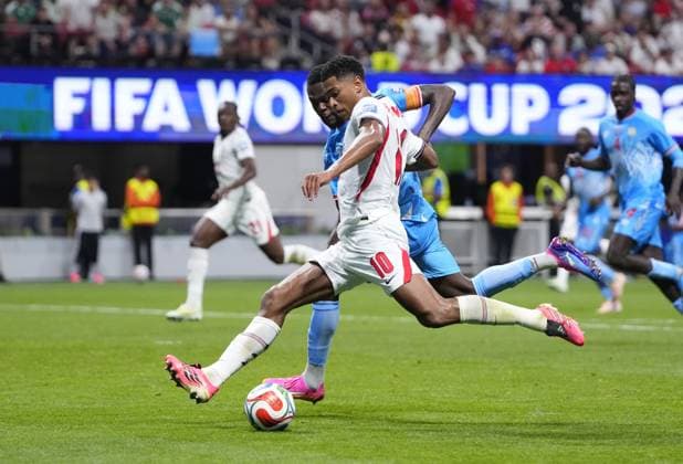 England v DR Congo - FIFA World Cup, WM, Weltmeisterschaft, Fussball 2026 - Round of 32 ATLANTA, USA - JULY 1: Jude Bellingham of England kicks the ball during 2026 FIFA World Cup Round of 32 match between England and DR Congo at Mercedes-Benz Stadium (Atlanta Stadium) in Atlanta, Georgia, United States on July 1, 2026. Jose Hernandez Anadolu Georgia United States. Editorial use only. Please get in touch for any other usage.  Copyright: x2026xAnadoluxJosexHernandezx