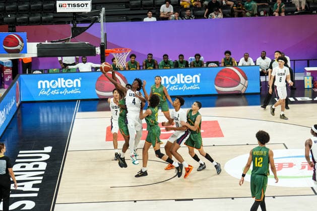 USA v Cameroon - Round of 16 - FIBA U17, U 17 Basketball World Cup 2026 NaVorro Bowman Jr of the United States is in action during the FIBA U17 Basketball World Cup Round of 16 game between the United States and Cameroon at BDC Main Venue on July 1, 2026, in Istanbul, Turkey. Istanbul Istanbul Turkey  Copyright: xYagizxGurtugx originalFilename:gurtug-usavcame260701_npKHc.jpg