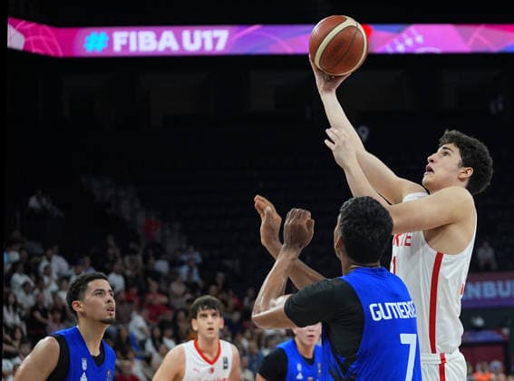 Turkiye v Venezuela - FIBA U17, U 17 Basketball World Cup ISTANBUL, TURKIYE - JULY 1: Turkiye s Kartal Bora Simsek competes against Venezuela s Kevin Gutierrez (7) during the FIBA Under-17 Basketball World Cup match between Turkiye and Venezuela at the Basketball Development Center in Istanbul, Turkiye, on July 1, 2026. Esra Bilgin Anadolu Istanbul Turkey. Editorial use only. Please get in touch for any other usage.  Copyright: x2026xAnadoluxEsraxBilginx