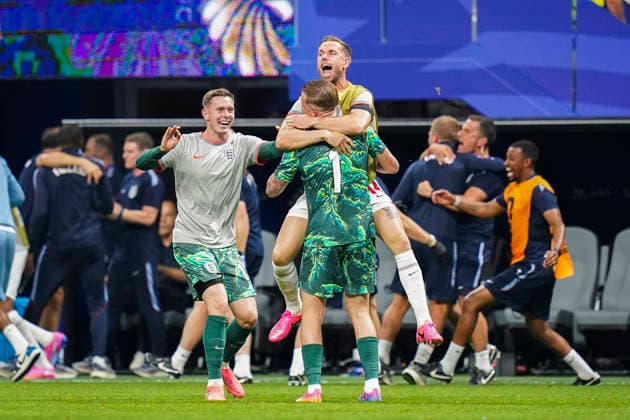 England v DR Congo, FIFA World Cup, WM, Weltmeisterschaft, Fussball 2026 England goalkeeper Jordan Pickford (1) celebrates his sides goal during the England v DR Congo FIFA WORLD CUP 2026 Last 32 match at Atlanta Stadium, Atlanta, United States on 1 July 2026 Credit: Eleanor Hoad Every Second Media Editorial use only. All images are copyright Every Second Media Limited. No images may be reproduced without prior permission. Copyright: xIMAGO EveryxSecondxMediax ESM-2064-0041 EleanorxHoadx xEveryxSecondxMediax