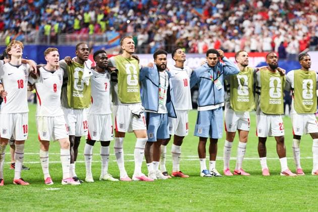 RECORD DATE NOT STATED FIFA World Cup, WM, Weltmeisterschaft, Fussball 2026 - Round of 32 - England v DR Congo England players celebrate their 2 1 comeback victory over DR Congo during the FIFA World Cup 2026 Round of 32 match at Atlanta Stadium, in Atlanta, United States, on Wednesday, July 01, 2026.(Foto: Vanessa Carvalho Brazil Photo Press IMAGO) Sports Copyright: xVanessaxCarvalhox