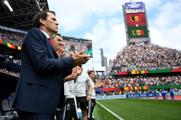 Belgium vs Senegal - 2026 FIFA World Cup, WM, Weltmeisterschaft, Fussball SEATTLE, USA - JULY 01 : Garcia Rudi head coach of Belgium before the start of the game during the FIFA World Cup 2026 Round of 32 match between Belgium and Senegal at the Lumen Field stadium on July 01, 2026 in Seattle, USA, 01 07 2026 Seattle United States of America  Copyright: xNicoxVereeckenx