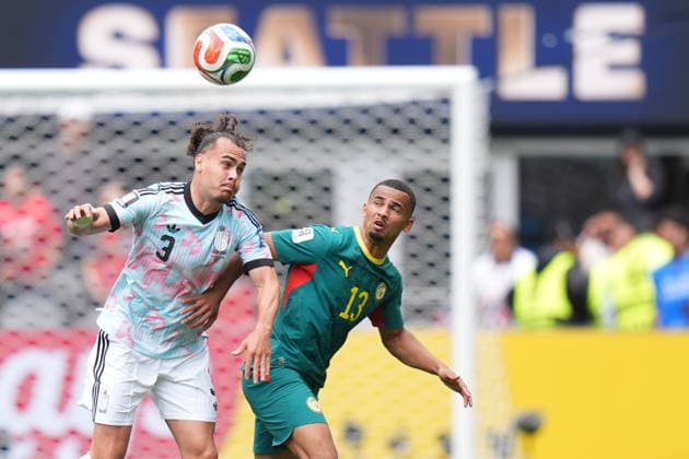 Belgium v Senegal - FIFA World Cup, WM, Weltmeisterschaft, Fussball 2026 - Round of 32 SEATTLE, USA - JULY 01: Arthur Theate (3) of Belgium in action against Iliman Ndiaye (13) of Senegal during the 2026 FIFA World Cup Round of 32 match between Belgium and Senegal at Lumen Field (Seattle Stadium) in Seattle, Washington, United States on July 01, 2026. Ercin Erturk Anadolu Washington United States. Editorial use only. Please get in touch for any other usage.  Copyright: x2026xAnadoluxErcinxErturkx