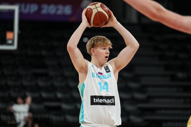Slovenia v Australia - Round of 16 - FIBA U17, U 17 Basketball World Cup 2026 Rok Ilic of Slovenia is in action during the FIBA U17 Basketball World Cup Round of 16 game between Slovenia and Australia at BDC Main Venue in Istanbul, Turkey, on July 1, 2026. Istanbul Istanbul Turkey  Copyright: xYagizxGurtugx originalFilename:gurtug-slovenia260701_npeVk.jpg