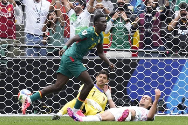 FIFA World Cup, WM, Weltmeisterschaft, Fussball 2026 - Round of 32 - Belgium vs Senegal Ismaila Sarr of Senegal (L) celebrates scoring the 0-2 goal during the FIFA World Cup 2026 Round of 32 match Belgium against Senegal, in Seattle, Washington, USA, 01 July 2026. SEATTLE United States  Copyright: xSTEPHENxBRASHEARx