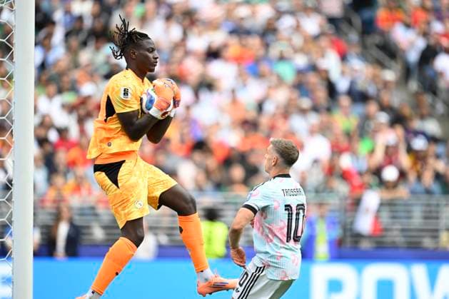Belgium vs Senegal - 2026 FIFA World Cup, WM, Weltmeisterschaft, Fussball SEATTLE, USA - JULY 01 : Diaw Mory goalkeeper of Senegal in action during the FIFA World Cup 2026 Round of 32 match between Belgium and Senegal at the Lumen Field stadium on July 01, 2026 in Seattle, USA, 15 06 2026 Seattle United States of America  Copyright: xNicoxVereeckenx