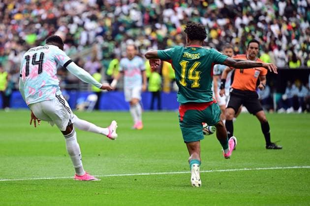 Belgium s Dodi Lukebakio and Senegal s Ismail Jakobs fight for the ball during a soccer game between Belgian national team, Nationalteam Red Devils and Senegal, on Wednesday 01 July 2026, at the Seattle Field, in Seattle, a 1 16 finals game in the FIFA World Cup, WM, Weltmeisterschaft, Fussball 2026. DIRKxWAEM  x180122777x