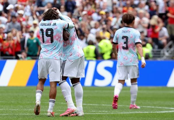 Belgium s Diego Da Silva Moreira and Belgium s Romelu Lukaku celebrate during a soccer game between Belgian national team, Nationalteam Red Devils and Senegal, on Wednesday 01 July 2026, at the Seattle Field, in Seattle, a 1 16 finals game in the FIFA World Cup, WM, Weltmeisterschaft, Fussball 2026. BRUNOxFAHY  x180122863x
