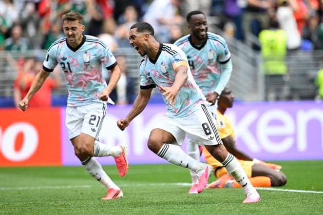 Belgium vs Senegal - 2026 FIFA World Cup, WM, Weltmeisterschaft, Fussball SEATTLE, USA - JULY 01 : Tielemans Youri midfielder of Belgium celebrating scoring a goal (2-2) during the FIFA World Cup 2026 Round of 32 match between Belgium and Senegal at the Lumen Field stadium on July 01, 2026 in Seattle, USA, 15 06 2026 Seattle United States of America  Copyright: xNicoxVereeckenx