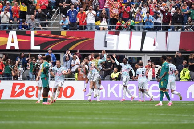 Belgium v Senegal - FIFA World Cup, WM, Weltmeisterschaft, Fussball 2026 - Round of 32 SEATTLE, USA - JULY 01: Youri Tielemans (8) of Belgium celebrates with teammates after scoring a goal during the 2026 FIFA World Cup Round of 32 match between Belgium and Senegal at Lumen Field (Seattle Stadium) in Seattle, Washington, United States on July 01, 2026. Ercin Erturk Anadolu Washington United States. Editorial use only. Please get in touch for any other usage.  Copyright: x2026xAnadoluxErcinxErturkx