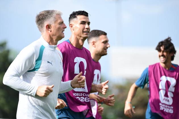 Canada, Toronto, 010726. Centennial Park Stadium. Training of the Portuguese national football team after arriving in Toronto, where the day after tomorrow they will play a knock-out match in the round of 16 of the World Cup against Croatia. In the photo: Cristiano Ronaldo. Photo: Boris Kovacev CROPIX Copyright: xxBorisxKovacevx portugal_trening2-010726
