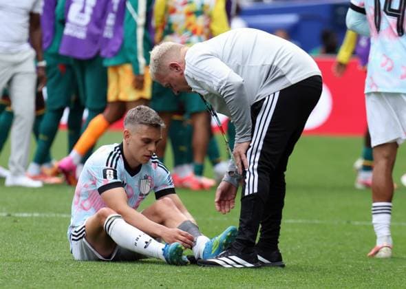 Belgium s Leandro Trossard sits on the field during a soccer game between Belgian national team, Nationalteam Red Devils and Senegal, on Wednesday 01 July 2026, at the Seattle Field, in Seattle, a 1 16 finals game in the FIFA World Cup, WM, Weltmeisterschaft, Fussball 2026. BRUNOxFAHY  x180123358x