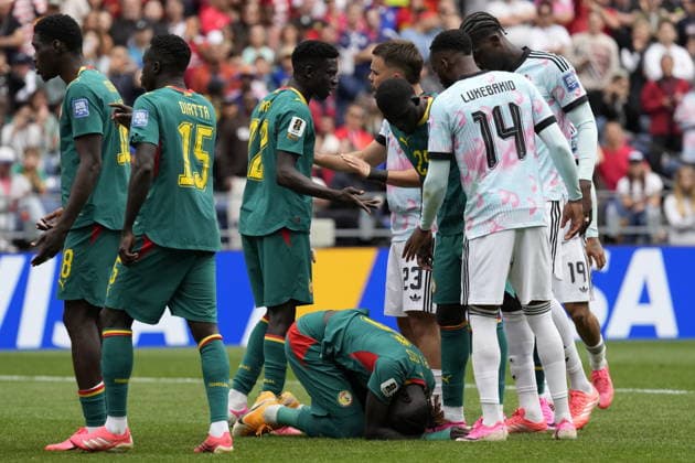FIFA World Cup, WM, Weltmeisterschaft, Fussball 2026 - Round of 32 - Belgium vs Senegal Pathe Ciss of Senegal (C) lies on the ground during the FIFA World Cup 2026 Round of 32 match Belgium against Senegal, in Seattle, Washington, USA, 01 July 2026. SEATTLE United States  Copyright: xSTEPHENxBRASHEARx