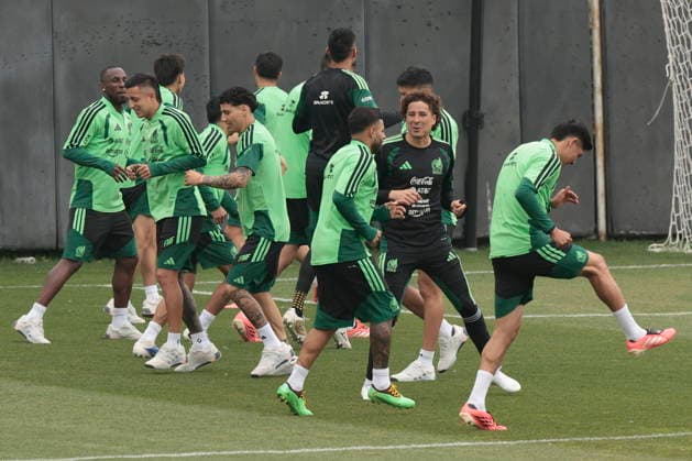 Football, 2026 FIFA World Cup, Mexico national team, training