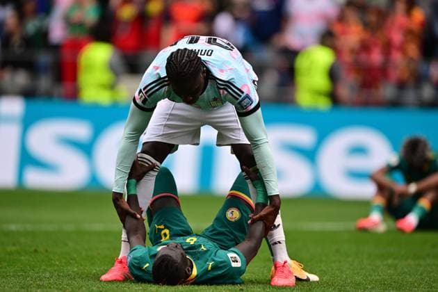 Senegal s Lamine Camara and Belgium s Amadou Onana pictured after a soccer game between Belgian national team, Nationalteam Red Devils and Senegal, on Wednesday 01 July 2026, at the Seattle Field, in Seattle, a 1 16 finals game in the FIFA World Cup, WM, Weltmeisterschaft, Fussball 2026. DIRKxWAEM  x180129882x