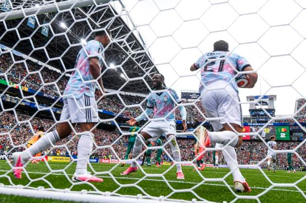 Belgium vs Senegal - 2026 FIFA World Cup, WM, Weltmeisterschaft, Fussball SEATTLE, USA - JULY 01 : Tielemans Youri midfielder of Belgium scoring a goal during the FIFA World Cup 2026 Round of 32 match between Belgium and Senegal at the Lumen Field stadium on July 01, 2026 in Seattle, USA, 01 07 2026 Seattle United States of America  Copyright: xNicoxVereeckenx