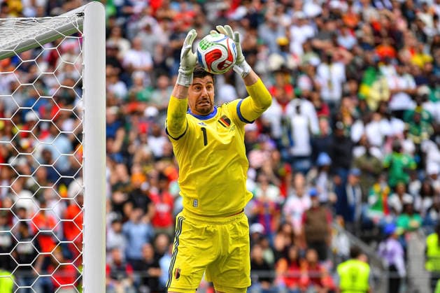 July 01, 2026: Belgium goalkeeper Thibaut Courtois (1) makes a stop late in the second overtime period to preserve his team s 3-2 lead during the FIFA World Cup, WM, Weltmeisterschaft, Fussball knockout round of 32 match between Belgium and Senegal in Seattle, WA.Belgium defeated Senegal 3-2 on a penalty kick near the end of the second overtime period. CSM Seattle United States - ZUMAc04_ 20260701_zma_c04_015 Copyright: xStevexFaberx