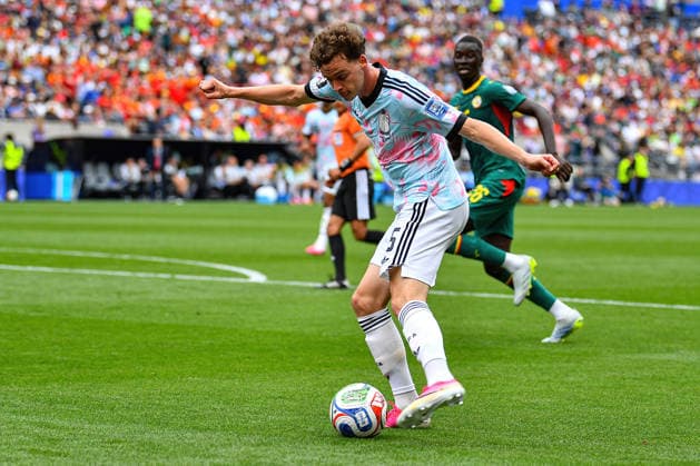 July 01, 2026: Belgium defender Maxim de Cuyper (5) drives the ball toward the Senegal goal during the second overtime in the FIFA World Cup, WM, Weltmeisterschaft, Fussball knockout round of 32 match between Belgium and Senegal in Seattle, WA.Belgium defeated Senegal 3-2 on a penalty kick near the end of the second overtime period. CSM Seattle United States - ZUMAc04_ 20260701_zma_c04_016 Copyright: xStevexFaberx