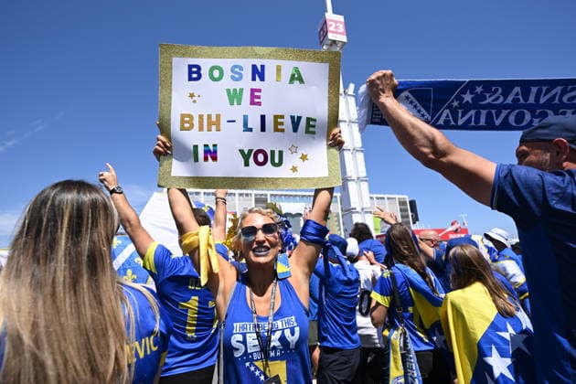 USA v Bosnia and Herzegovina - FIFA World Cup, WM, Weltmeisterschaft, Fussball 2026 - Round of 32 SANTA CLARA, CALIFORNIA - JULY 1: Fans gather prior the 2026 FIFA World Cup Round of 32 match between USA vs Bosnia and Herzegovina at the San Francisco Stadium (Levi s Stadium) in Santa Clara, California, United States on July 1, 2026. Tayfun Coskun Anadolu California United States. Editorial use only. Please get in touch for any other usage.  Copyright: x2026xAnadoluxTayfunxCoskunx