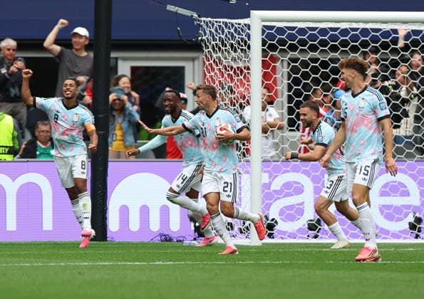 (260702) -- SEATTLE, July 2, 2026 -- Youri Tielemans (1st L) of Belgium celebrates after scoring during the round of 32 match between Belgium and Senegal at the 2026 FIFA World Cup, WM, Weltmeisterschaft, Fussball at Seattle Stadium in Seattle, the United States, July 1, 2026. ) (SP)U.S.-SEATTLE-FOOTBALL-FIFA WORLD CUP-ROUND OF 32-BEL VS SEN MaoxSiqian 