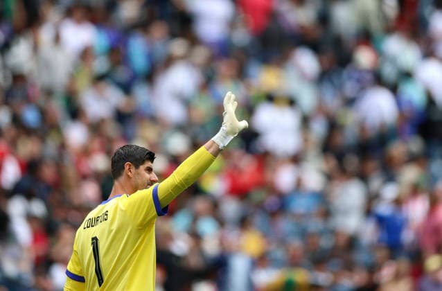 (260702) -- SEATTLE, July 2, 2026 -- Goalkeeper Thibaut Courtois of Belgium greets the audience during the round of 32 match between Belgium and Senegal at the 2026 FIFA World Cup, WM, Weltmeisterschaft, Fussball at Seattle Stadium in Seattle, the United States, July 1, 2026. ) (SP)U.S.-SEATTLE-FOOTBALL-FIFA WORLD CUP-ROUND OF 32-BEL VS SEN BaixXuefei 