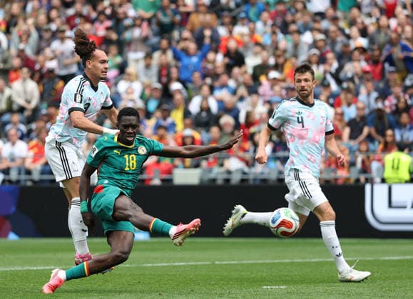 (260702) -- SEATTLE, July 2, 2026 -- Ismaila Sarr (bottom) of Senegal shoots and scores during the round of 32 match between Belgium and Senegal at the 2026 FIFA World Cup, WM, Weltmeisterschaft, Fussball at Seattle Stadium in Seattle, the United States, July 1, 2026. ) (SP)U.S.-SEATTLE-FOOTBALL-FIFA WORLD CUP-ROUND OF 32-BEL VS SEN MaoxSiqian 