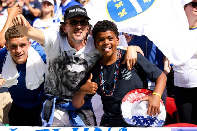 July 1, 2026, Santa Clara, California, USA: Santa Clara, USA - July 1 2026: Fans in the stadium before a FIFA World Cup, WM, Weltmeisterschaft, Fussball R32 match between United States and Bosnia-Herzegovina at San Francisco Bay Area Stadium World Cup 2026 R32: United States 2-0 Bosnia-Herzegovina  - ZUMAp121 20260701_zsp_p121_102 Copyright: xChrisxPutnamx