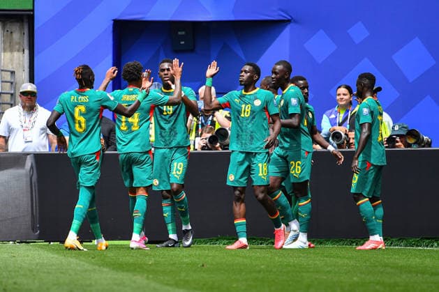 July 01, 2026: Senegal teammates celebrate a goal during the FIFA World Cup, WM, Weltmeisterschaft, Fussball knockout round of 32 match between Belgium and Senegal in Seattle, WA.Belgium defeated Senegal 3-2 on a penalty kick near the end of the second overtime period. CSM Seattle United States - ZUMAc04_ 20260701_zma_c04_063 Copyright: xStevexFaberx