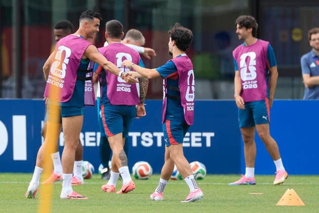 Portugal players participate in a training session as preparation for the match against Croatia in the round of 32 of the 2026 FIFA World Cup, WM, Weltmeisterschaft, Fussball in Toronto, Canada, 01 July 2026 . Portugal national team, Nationalteam training ACHTUNG: NUR REDAKTIONELLE NUTZUNG  Copyright: xBienvenidoxVelascox GR4016 20260701-55020770720_1 Portugal national team training !ACHTUNG: NUR REDAKTIONELLE NUTZUNG!  Copyright: xIMAGO BienvenidoxVelascox imago images 0860530291 0860530291st
