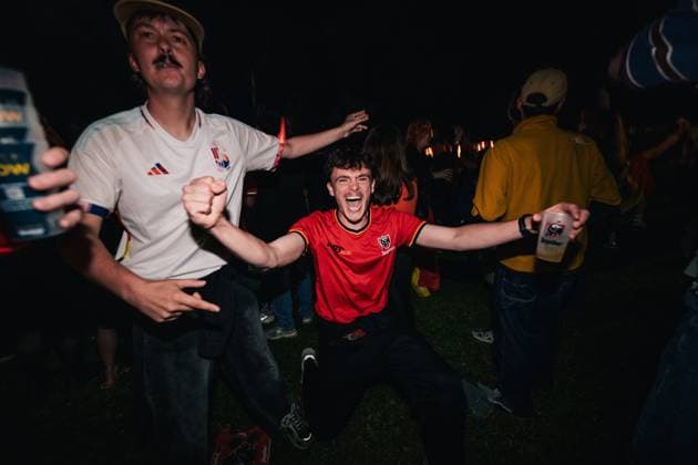 Belgian fans and supporters celebrate after scoring during a soccer game between Belgian national team, Nationalteam Red Devils and Senegal at the 2026 World Cup, on Wednesday 01 July 2026, at Place Dumont, in Stockel, Brussels. EMILExWINDAL  x180139490x