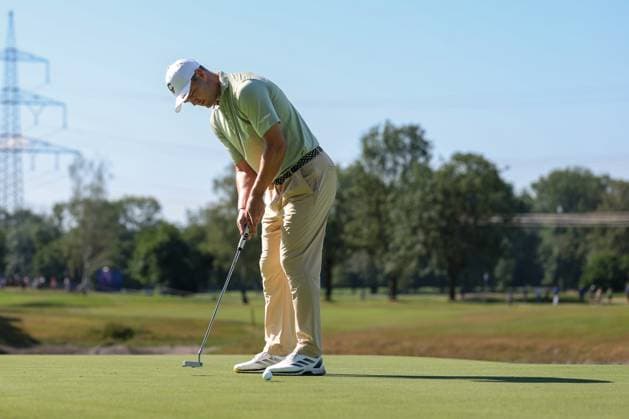Martin Kaymer (GER) beim Putten, 37. BMW International Open 2026, Golf, DP World Tour, Herren, Runde 1, 02.07.2026 Eichenried Bayern Deutschland *** Martin Kaymer (GER) putting, 37th BMW International Open 2026, Golf, DP World Tour, Men s, Round 1, July 2, 2026, Eichenried, Bavaria, Germany Copyright: xkolbert-press ChristianxKolbertx