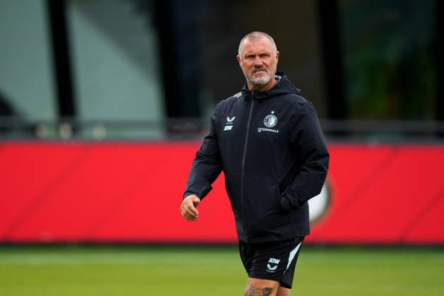 First training Feyenoord Rotterdam Rotterdam - Assistant John de Wolf during the first training in preparation of the 2026 2027 season. The training is set at Trainingscomplex 1908 on 2 July 2026 in Rotterdam, The Netherlands. (Hero Images Yannick Verhoeven) Copyright: xYannickxVerhoevenx
