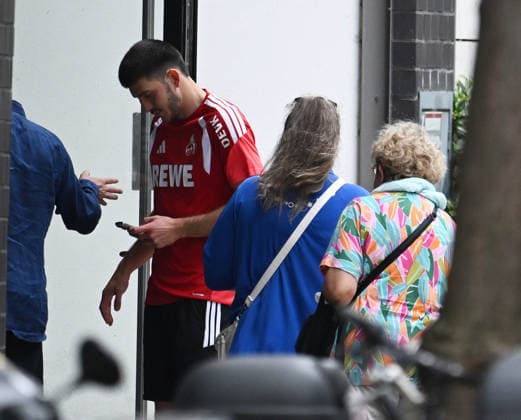 02.07.2026, xophax, Fussball 1.Bundesliga, 1.FC Koeln. Saison 2026 2027 , 1.FC Köln . Erster mögliche Neuzugang in Köln . Luka Lochoshvili an der Atos Klinik beim Medizincheck Koeln *** July 2, 2026, xophax, Soccer, Bundesliga 1, 1. FC Köln, 2026–2027 Season, 1. FC Köln: First Potential New Signing in Cologne—Luka Lochoshvili Undergoing a Medical Exam at the Atos Clinic in Cologne