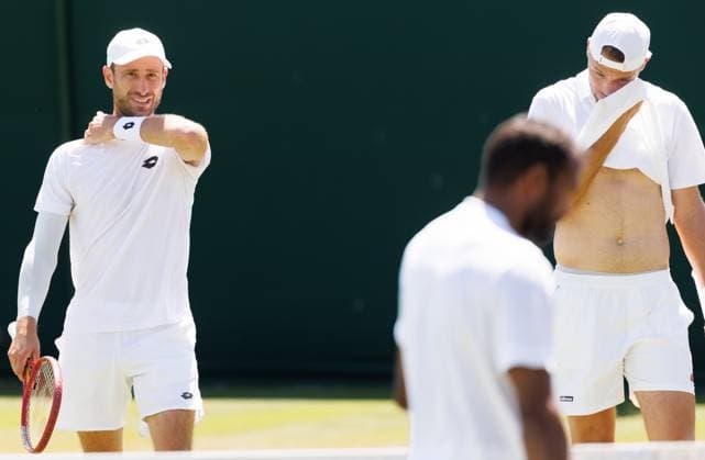 Belgian Sander Gille and Dutch Sem Verbeek pictured during a first round game between Indian-Brazilian pair Balaji-Demoliner and Belgian-Dutch pair Gille-Verbeek in the Men s doubles at the Wimbledon grand slam tennis tournament in London, Britain, Thursday 02 July 2026. BENOITxDOPPAGNE  x180162977x