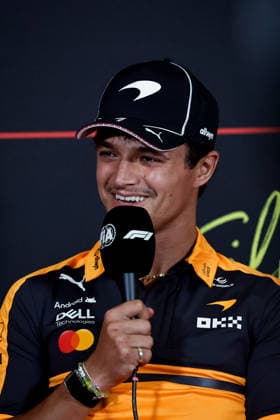 F1 - BRITISH GRAND PRIX 2026 NORRIS Lando (gbr), McLaren F1 Team MCL40, portrait press conference, PK, Pressekonferenz during the Formula 1 British Grand Prix 2026, 9th round of the 2026 Formula One World Championship, WM, Weltmeisterschaft from July 3 to 5, 2026 on the Silverstone Circuit, in Silverstone, United Kingdom - SilverstoneUnited Kingdom  Copyright: xPauloxMariax