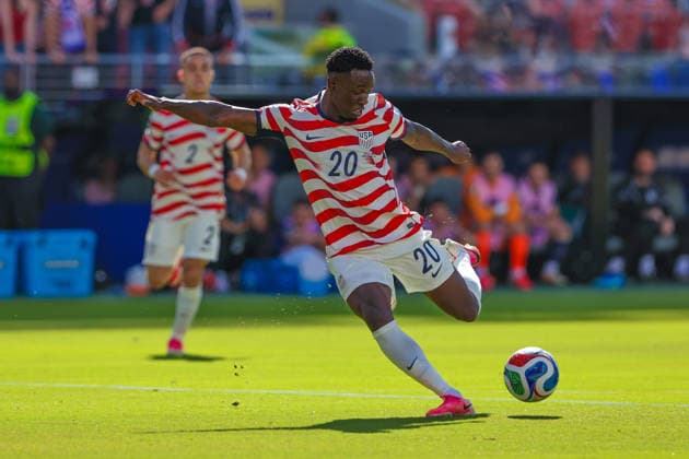 July 1, 2026, Santa Clara, California, USA: FOLARIN BALOGUN (20) of United States of America shoots on goal during the FIFA World Cup, WM, Weltmeisterschaft, Fussball 2026 Round of 32 match between USA and Bosnia and Herzegovina. World Cup 2026: RD 32: USA 2:0 Bosnia And Herzegovina  - ZUMAa257 20260701_zsp_a257_026 Copyright: xChrisxArjoonx